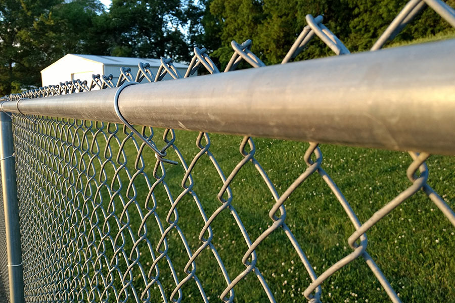 silver-chainlink-fence-bakersfield-ca
