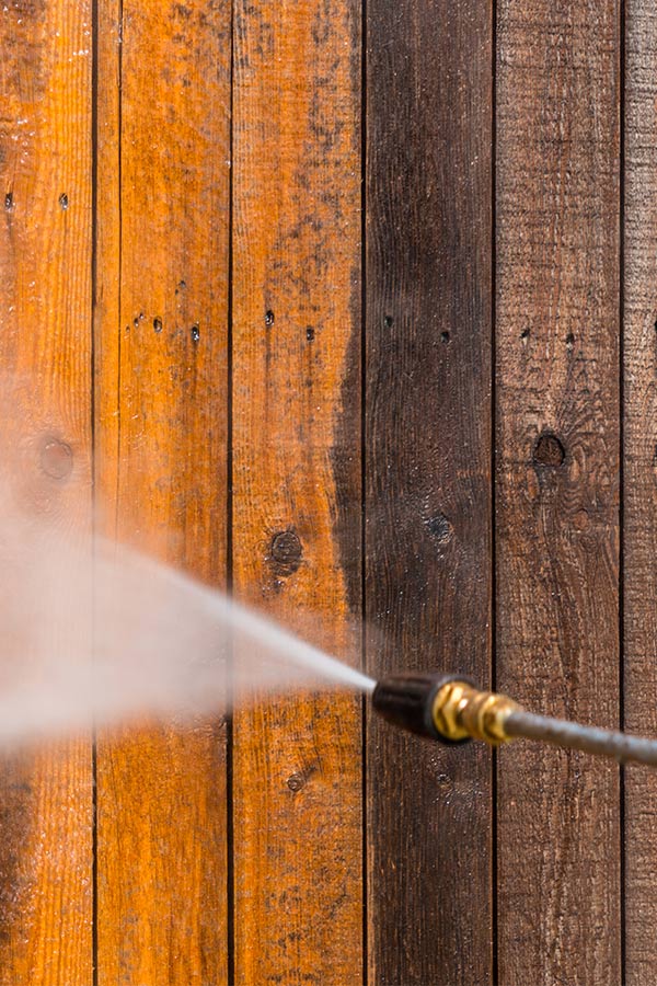 fence-being-pressure-washed-bakersfield-ca